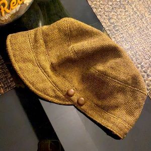 Charlotte Russe pageboy hat satin lined